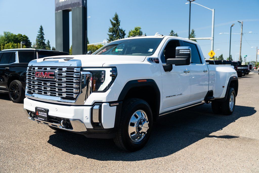 2025 GMC Sierra 3500HD Denali Milwaukie OR