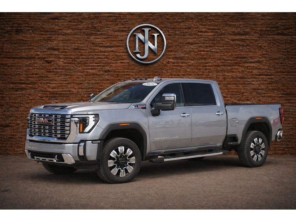 2025 GMC Sierra Denali