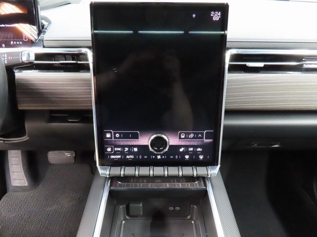 2025 GMC Sierra EV 4x4 Crew Cab Denali Fond du Lac WI