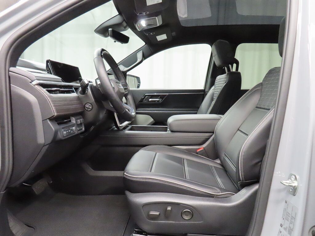 2025 GMC Sierra EV 4x4 Crew Cab Denali Fond du Lac WI
