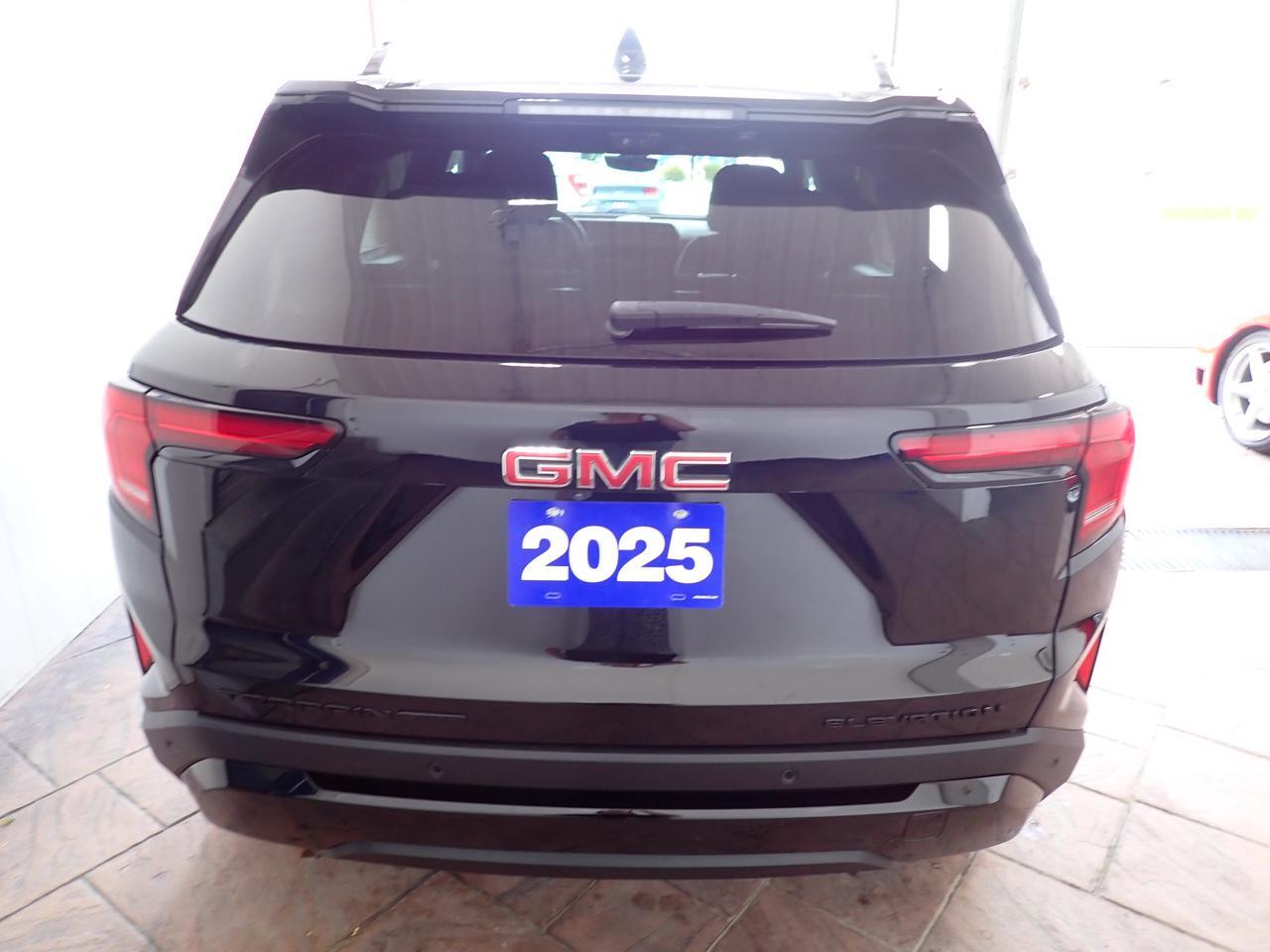 2025 GMC Terrain AWD Elevation AWD 4DR Listowel ON