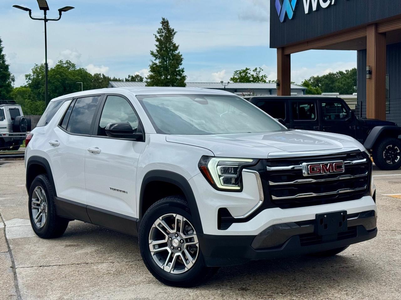 2025 GMC Terrain Elevation FWD's photo