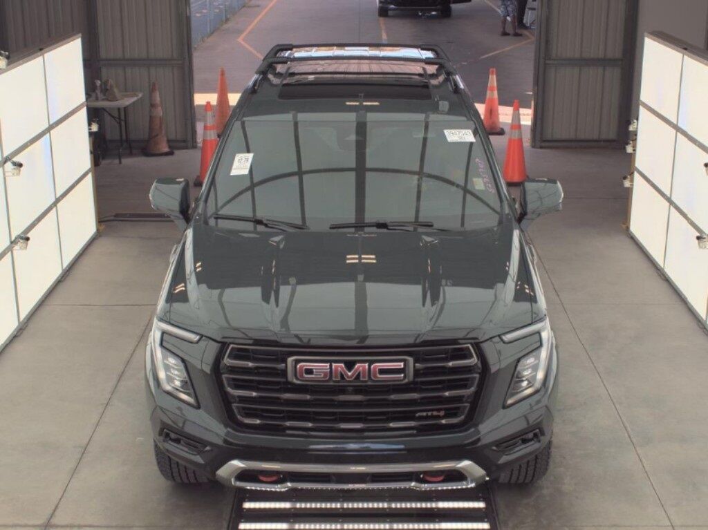 2025 GMC Yukon Minocqua WI