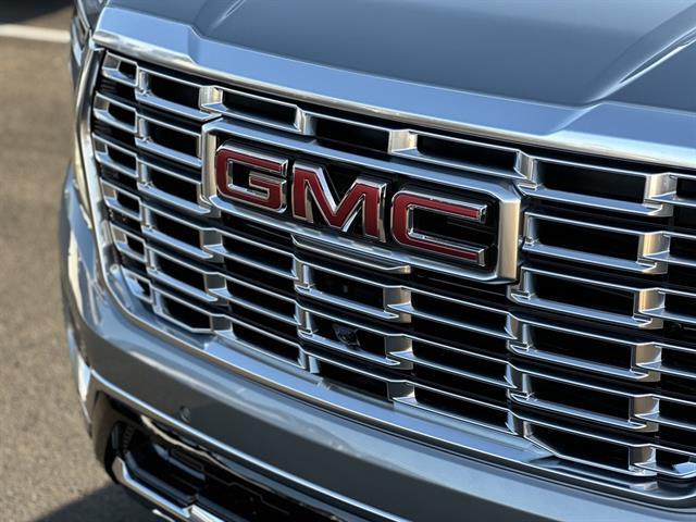 2025 GMC Yukon 4WD Denali Tucson AZ