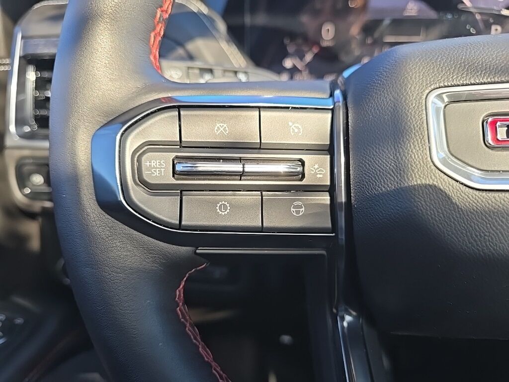 2025 GMC Yukon AT4 Ultimate 4WD 7 Passenger Minocqua WI
