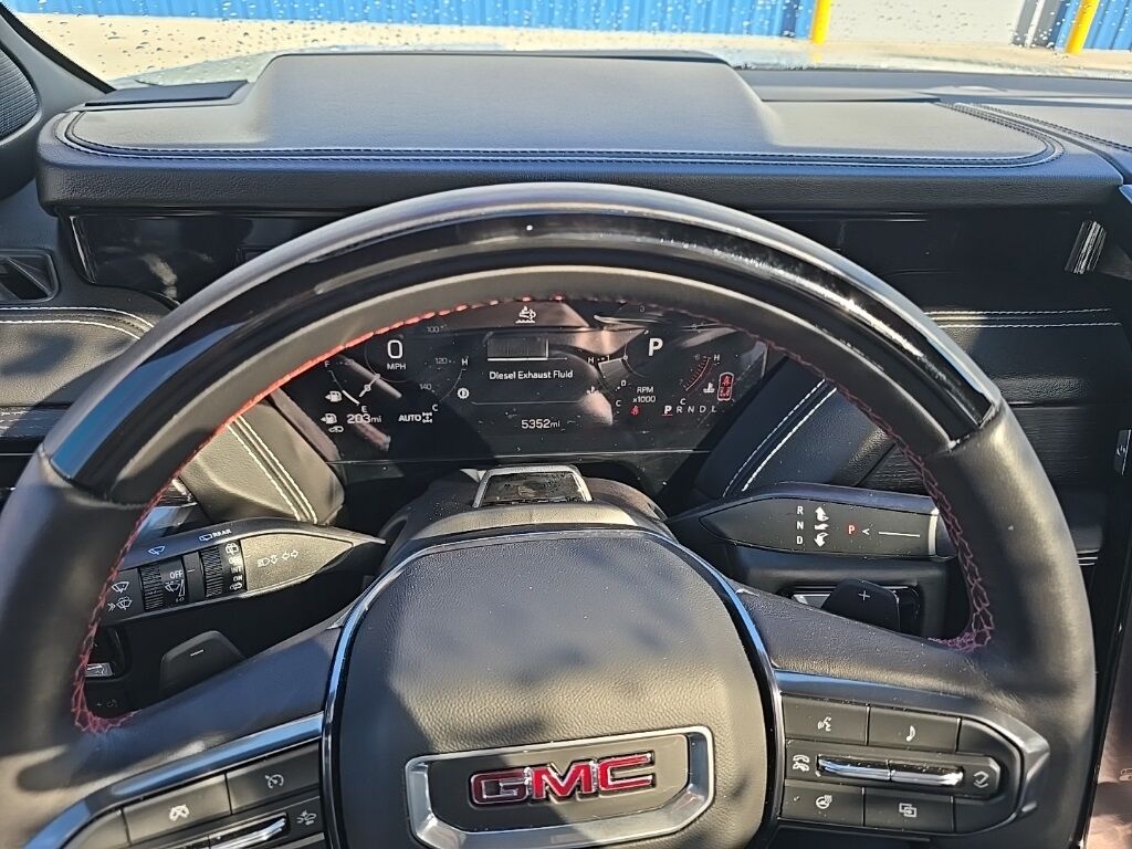 2025 GMC Yukon AT4 Ultimate 4WD 7 Passenger Minocqua WI