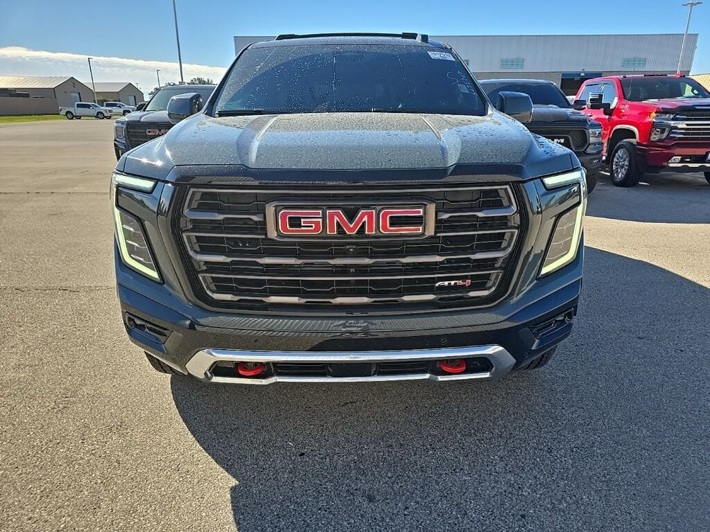 2025 GMC Yukon AT4 Ultimate 4WD 7 Passenger Minocqua WI