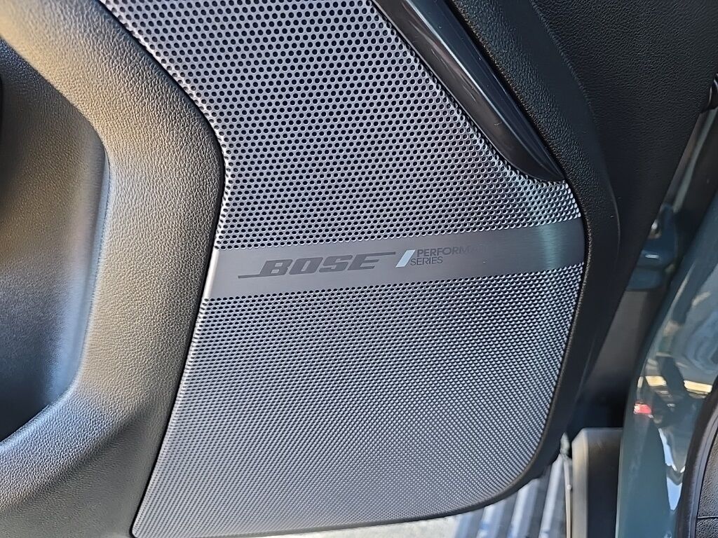 2025 GMC Yukon AT4 Ultimate 4WD 7 Passenger Minocqua WI