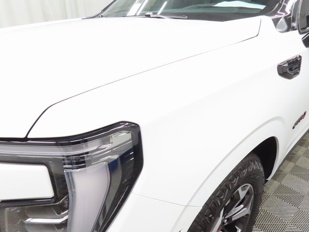 2025 GMC Yukon AT4 Ultimate 4WD Fond du Lac WI