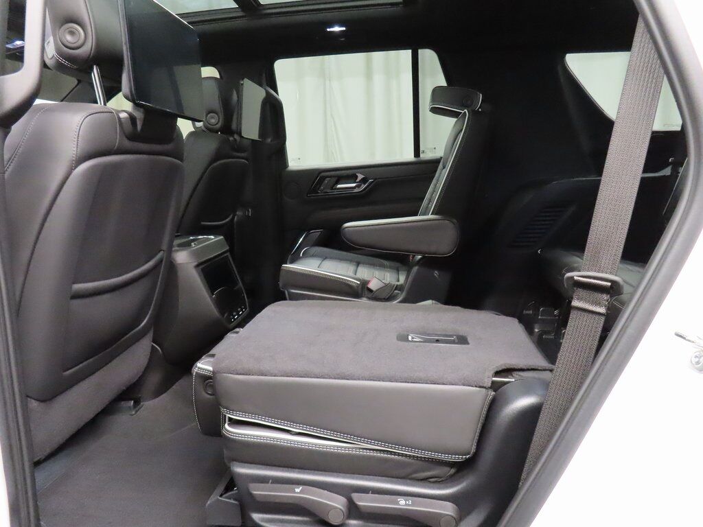 2025 GMC Yukon AT4 Ultimate 4WD Fond du Lac WI