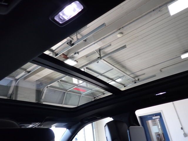 2025 GMC Yukon AT4 Ultimate 4WD LEATHER NAVI SUNROOF Listowel ON