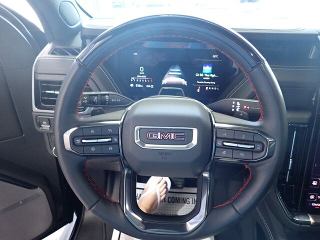 2025 GMC Yukon AT4 Ultimate 4WD LEATHER NAVI SUNROOF Listowel ON