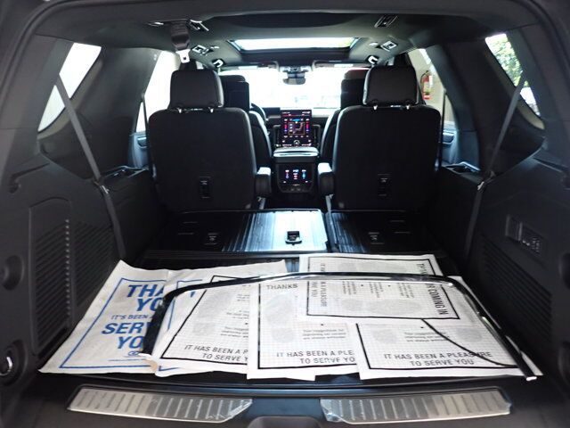 2025 GMC Yukon AT4 Ultimate 4WD LEATHER NAVI SUNROOF Listowel ON
