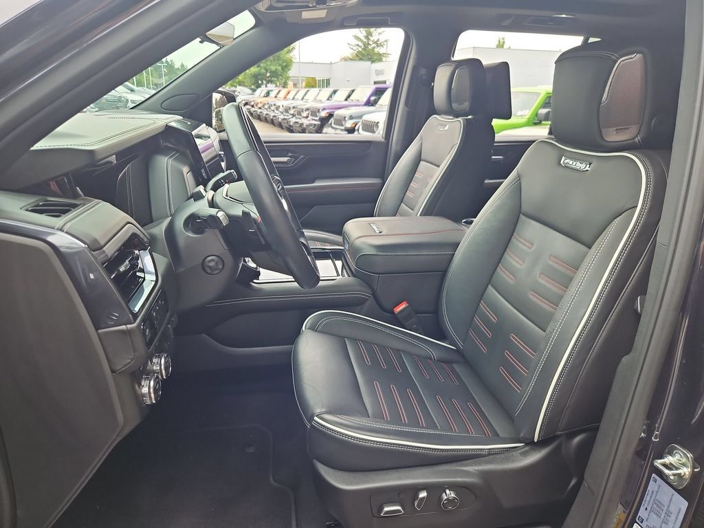 2025 GMC Yukon AT4 Ultimate Gresham OR