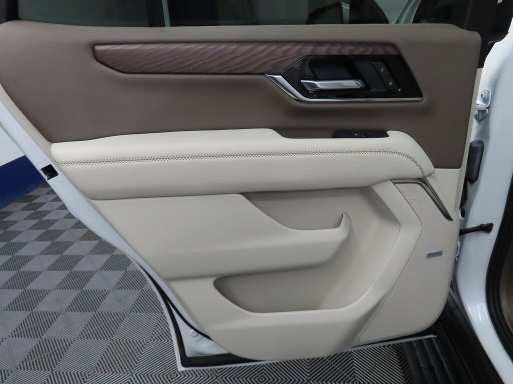 2025 GMC Yukon Denali 4WD 7 Passenger Fond du Lac WI