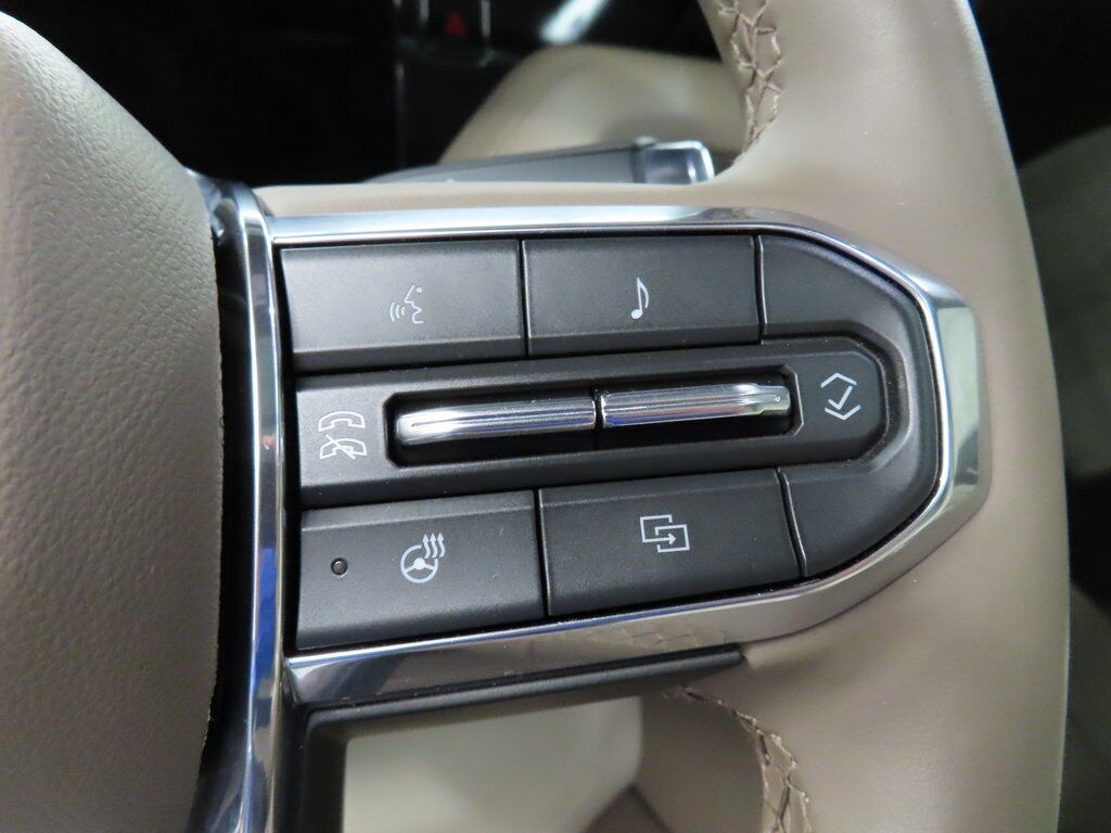 2025 GMC Yukon Denali 4WD 7 Passenger Fond du Lac WI