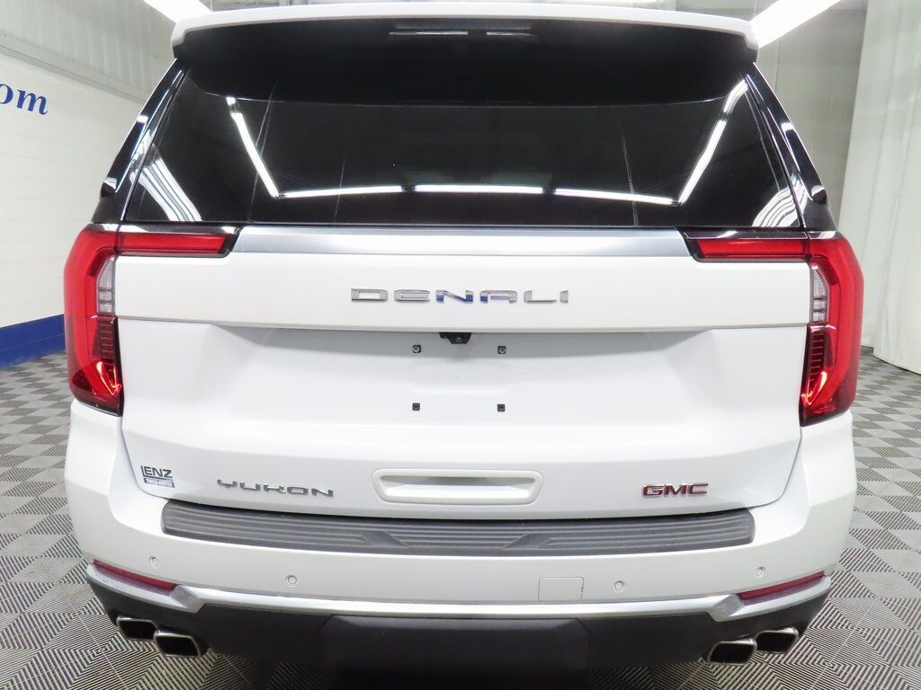 2025 GMC Yukon Denali 4WD 7 Passenger Fond du Lac WI