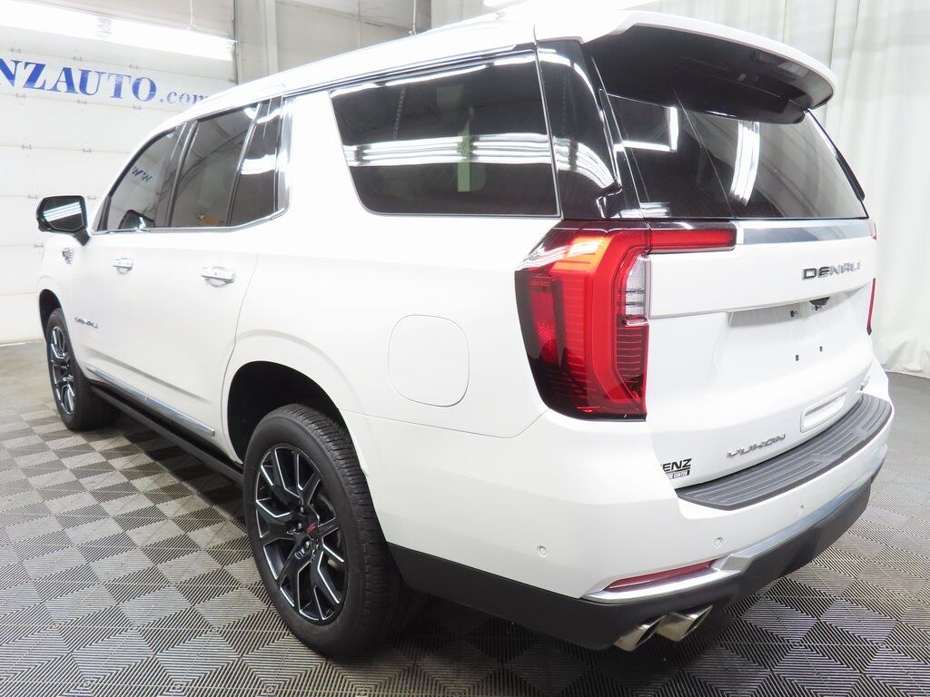 2025 GMC Yukon Denali 4WD 7 Passenger Fond du Lac WI