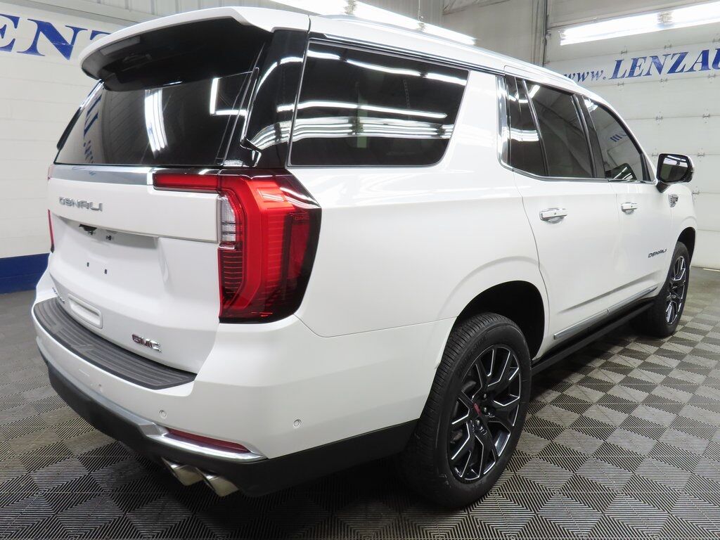 2025 GMC Yukon Denali 4WD 7 Passenger Fond du Lac WI