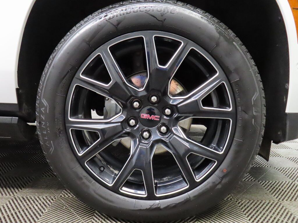 2025 GMC Yukon Denali 4WD 7 Passenger Fond du Lac WI