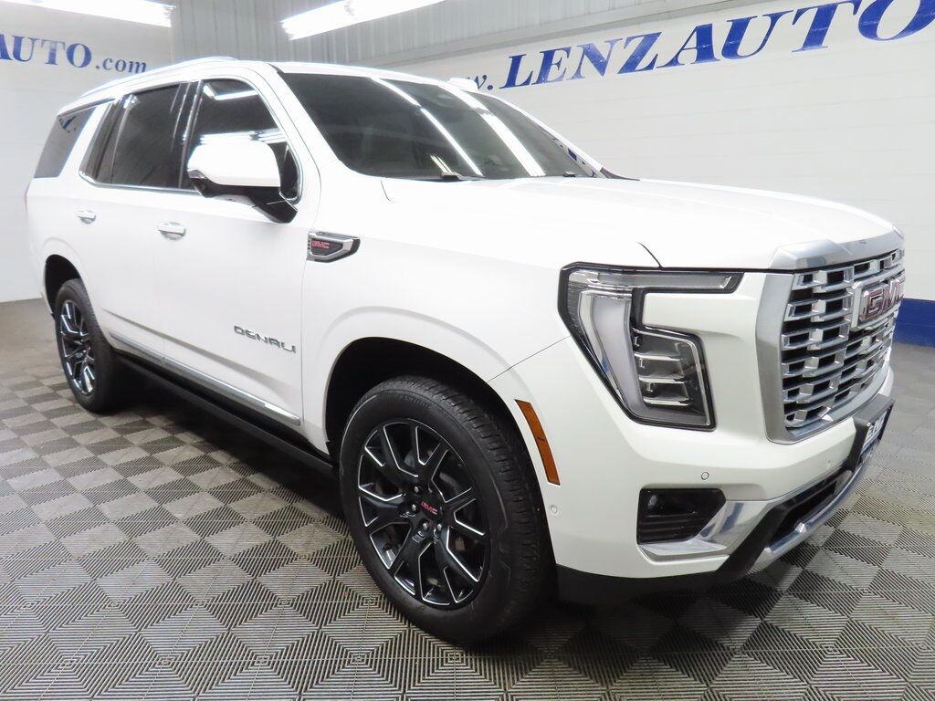 2025 GMC Yukon Denali 4WD 7 Passenger Fond du Lac WI