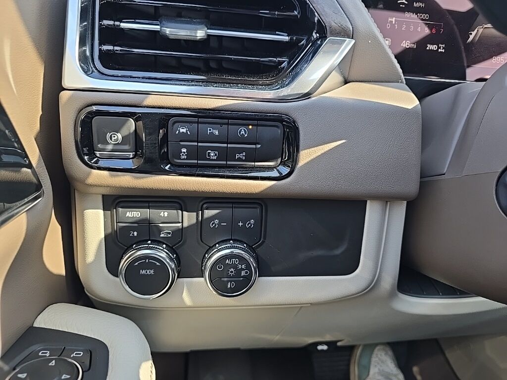 2025 GMC Yukon Denali 4WD 7 Passenger Fond du Lac WI