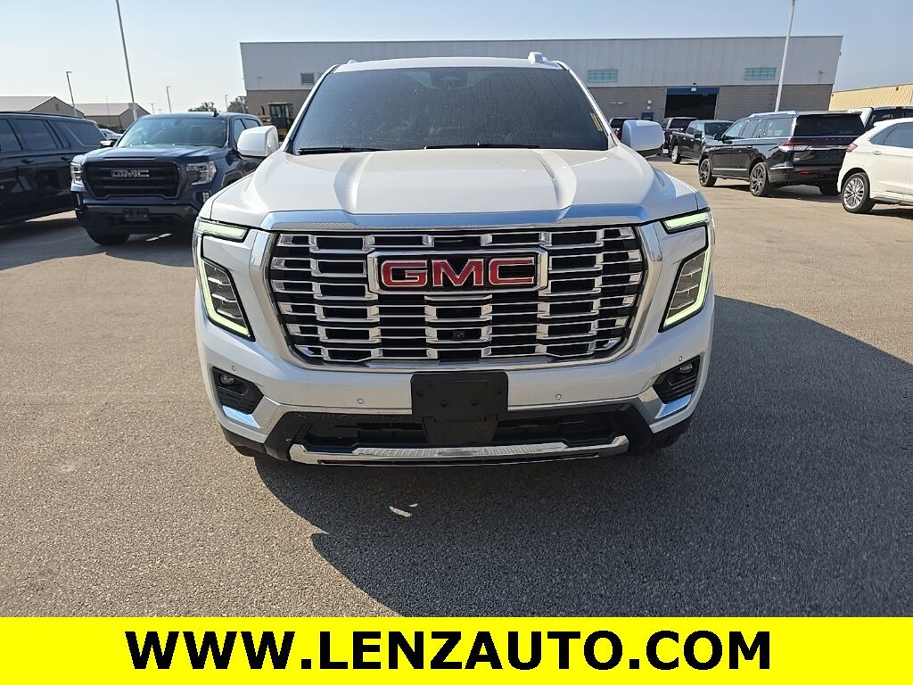 2025 GMC Yukon Denali 4WD 7 Passenger Fond du Lac WI
