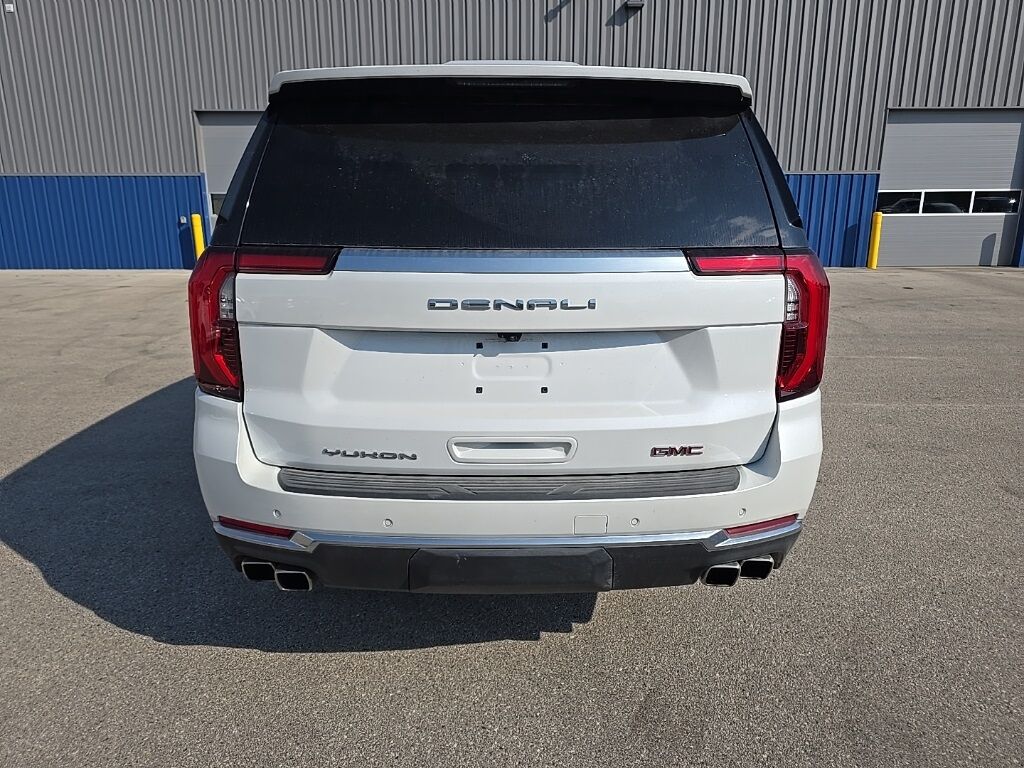 2025 GMC Yukon Denali 4WD 7 Passenger Fond du Lac WI