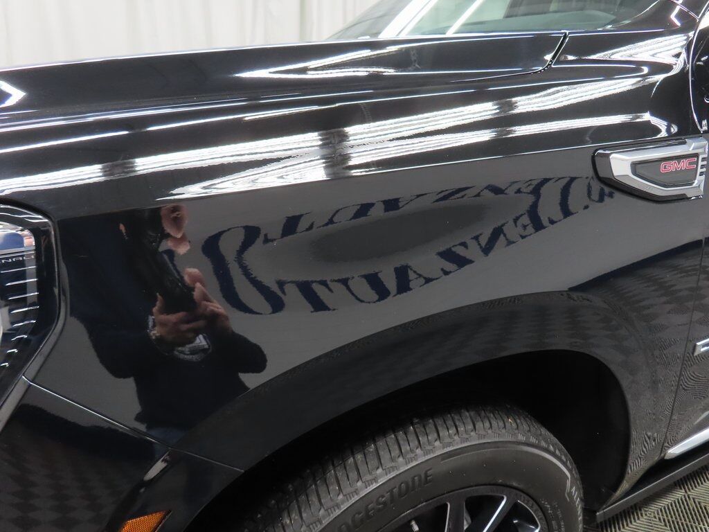 2025 GMC Yukon Denali 4WD Fond du Lac WI