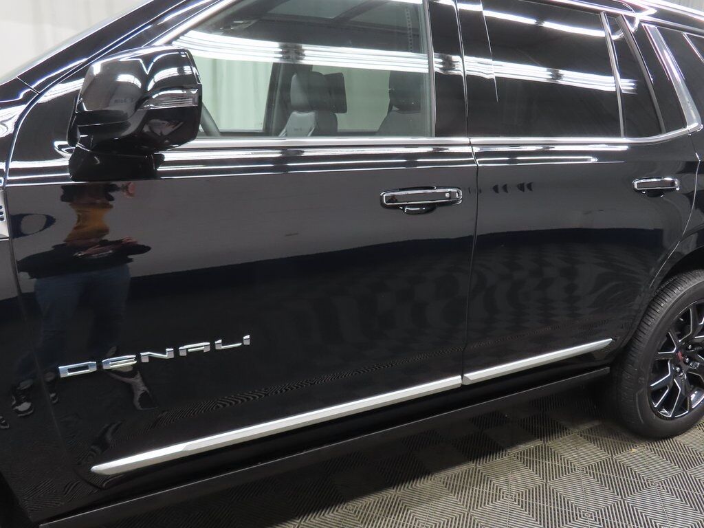 2025 GMC Yukon Denali 4WD Fond du Lac WI