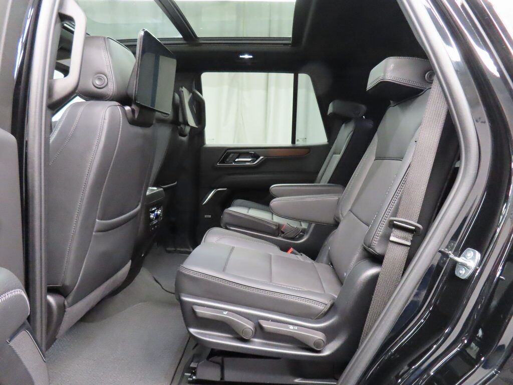 2025 GMC Yukon Denali 4WD Fond du Lac WI