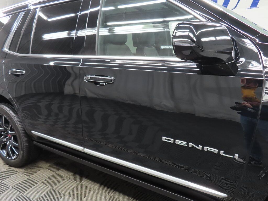 2025 GMC Yukon Denali 4WD Fond du Lac WI