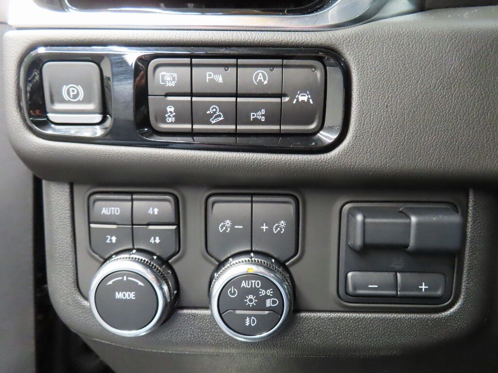 2025 GMC Yukon Denali 4WD Fond du Lac WI