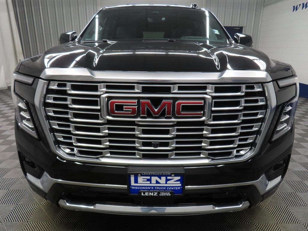 2025 GMC Yukon Denali 4WD Fond du Lac WI