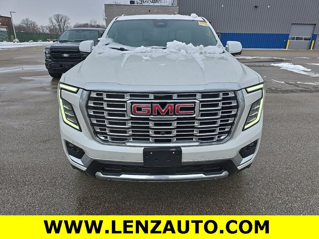 2025 GMC Yukon Denali 4WD