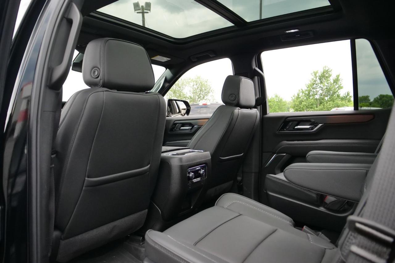 2025 GMC Yukon Denali / 4WD / Pano Sunroof / Power Steps! Lincolnton NC
