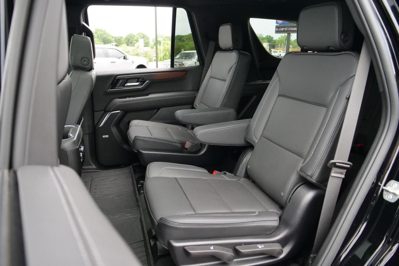 2025 GMC Yukon Denali / 4WD / Pano Sunroof / Power Steps! Lincolnton NC