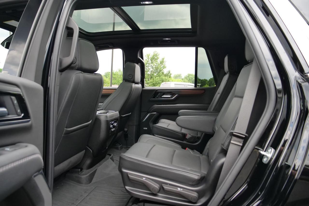 2025 GMC Yukon Denali / 4WD / Pano Sunroof / Power Steps! Lincolnton NC