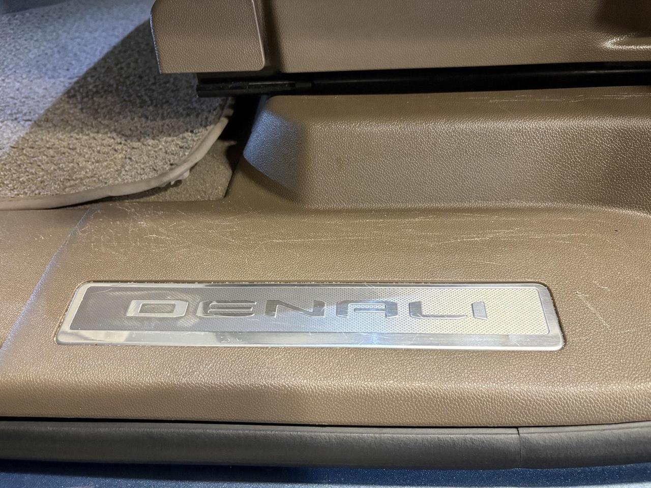 2025 GMC Yukon Denali Parker CO