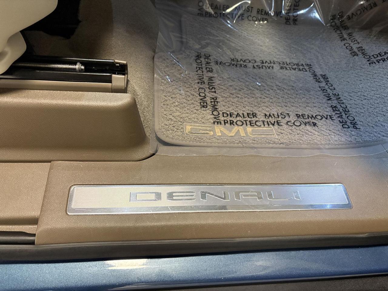 2025 GMC Yukon Denali Parker CO