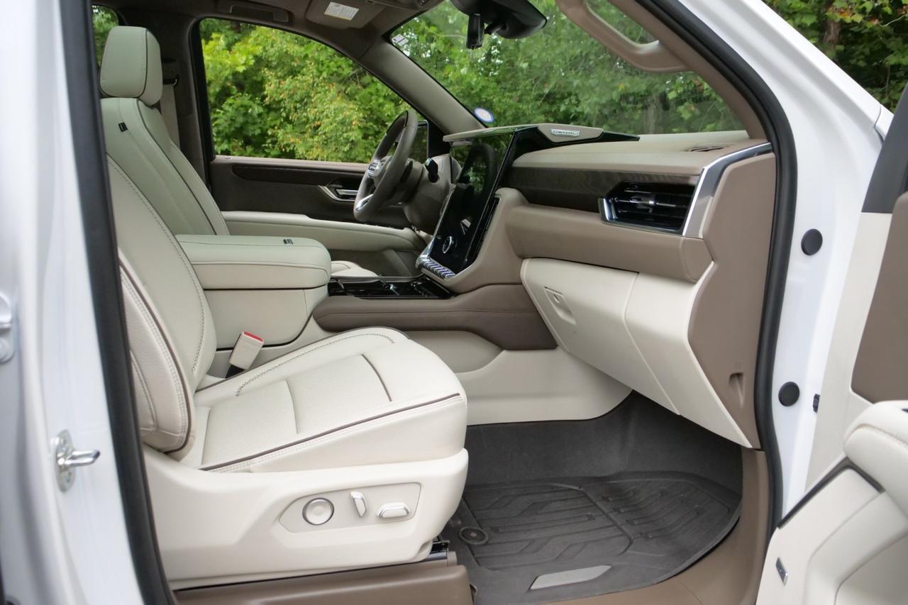 2025 GMC Yukon Denali / Reserve Package / Duramax Diesel! Lincolnton NC