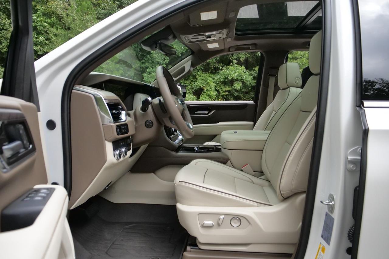 2025 GMC Yukon Denali / Reserve Package / Duramax Diesel! Lincolnton NC