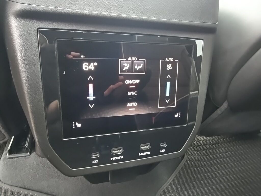 2025 GMC Yukon Denali Ultimate 4WD Fond du Lac WI