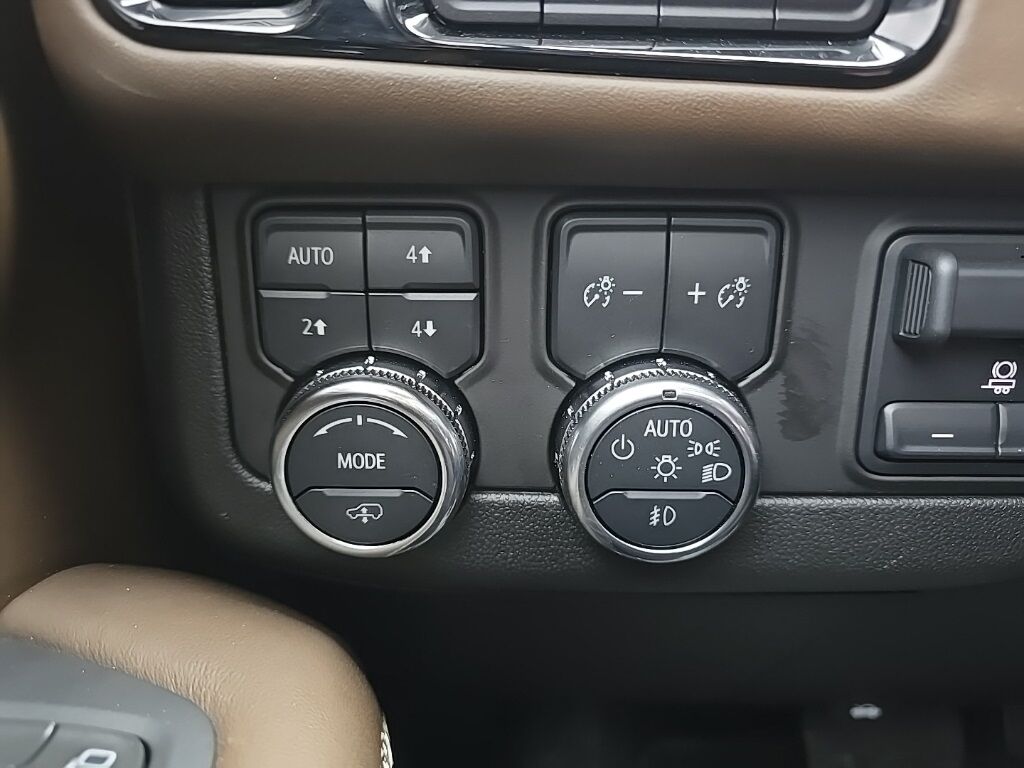 2025 GMC Yukon Denali Ultimate 4WD Fond du Lac WI