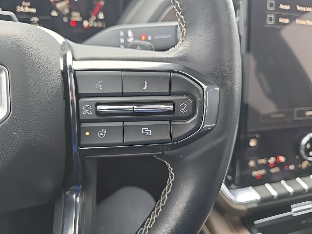 2025 GMC Yukon Denali Ultimate 4WD Fond du Lac WI