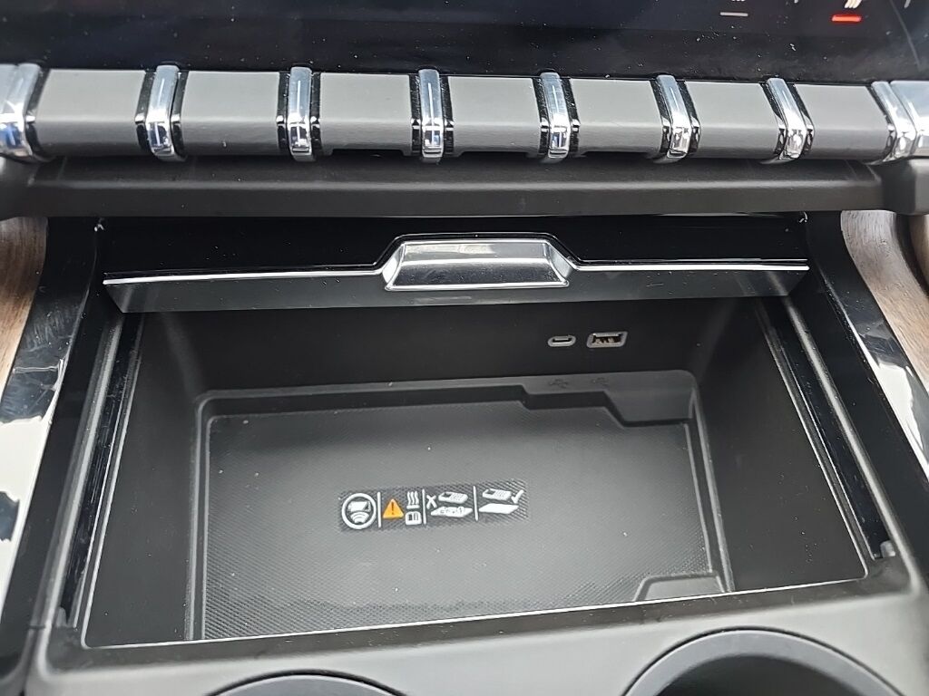 2025 GMC Yukon Denali Ultimate 4WD Fond du Lac WI