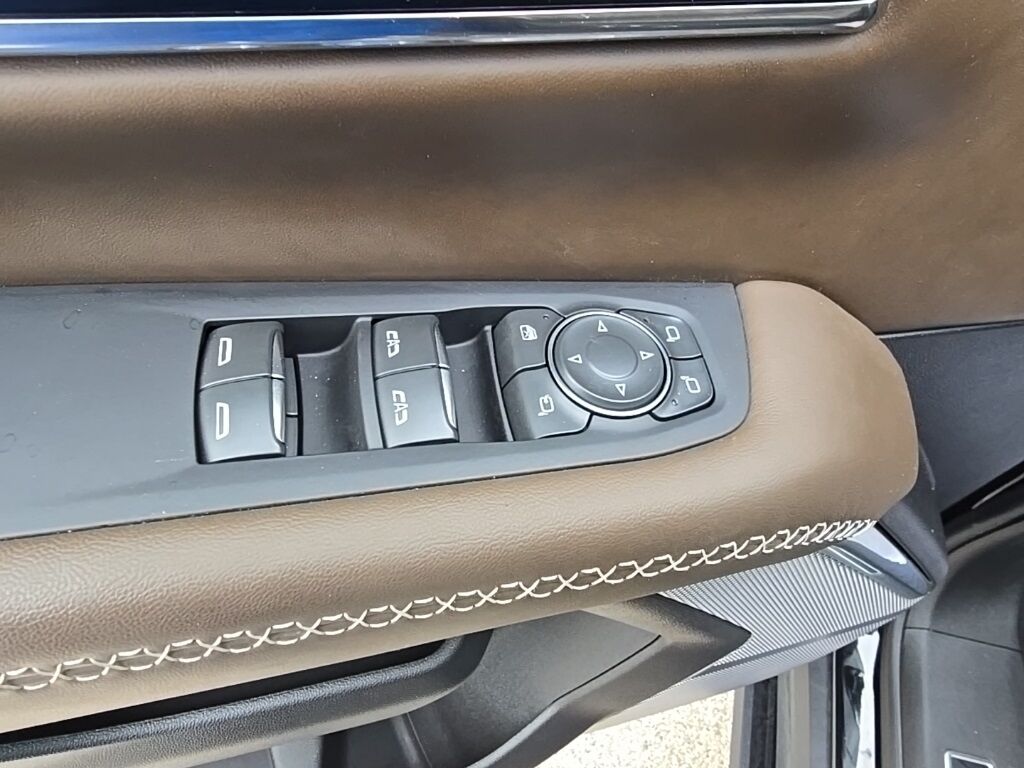 2025 GMC Yukon Denali Ultimate 4WD Fond du Lac WI