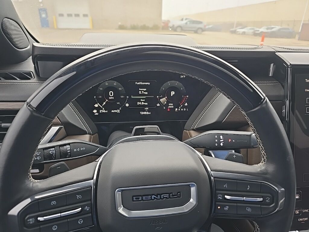 2025 GMC Yukon Denali Ultimate 4WD Fond du Lac WI