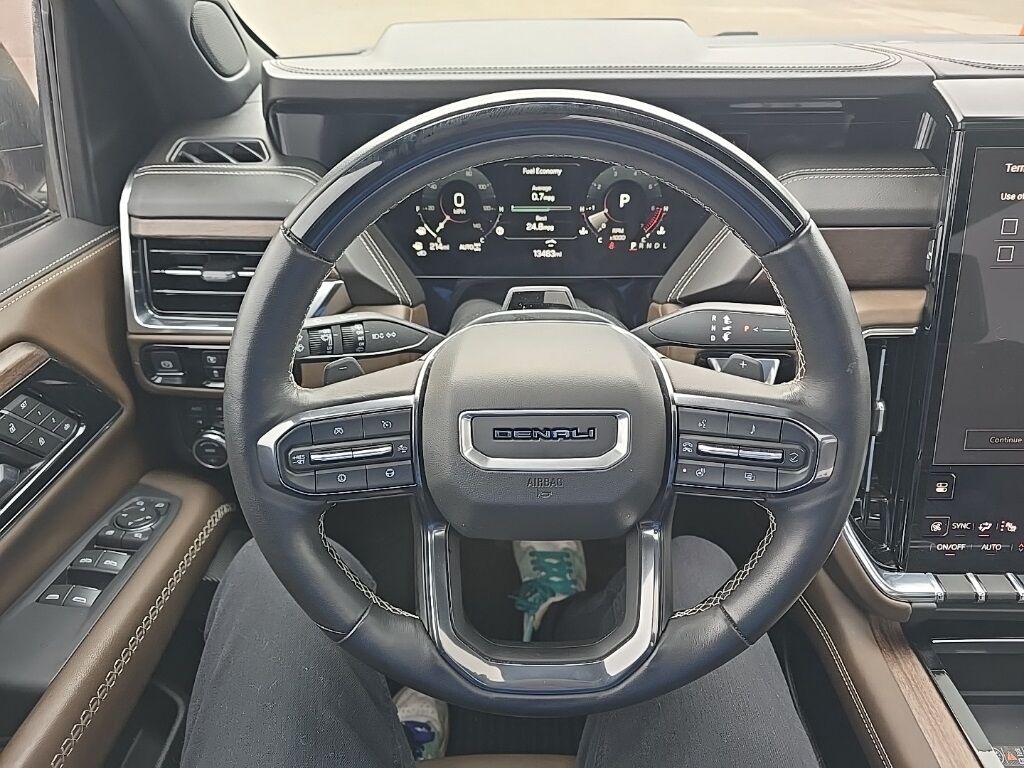 2025 GMC Yukon Denali Ultimate 4WD Fond du Lac WI