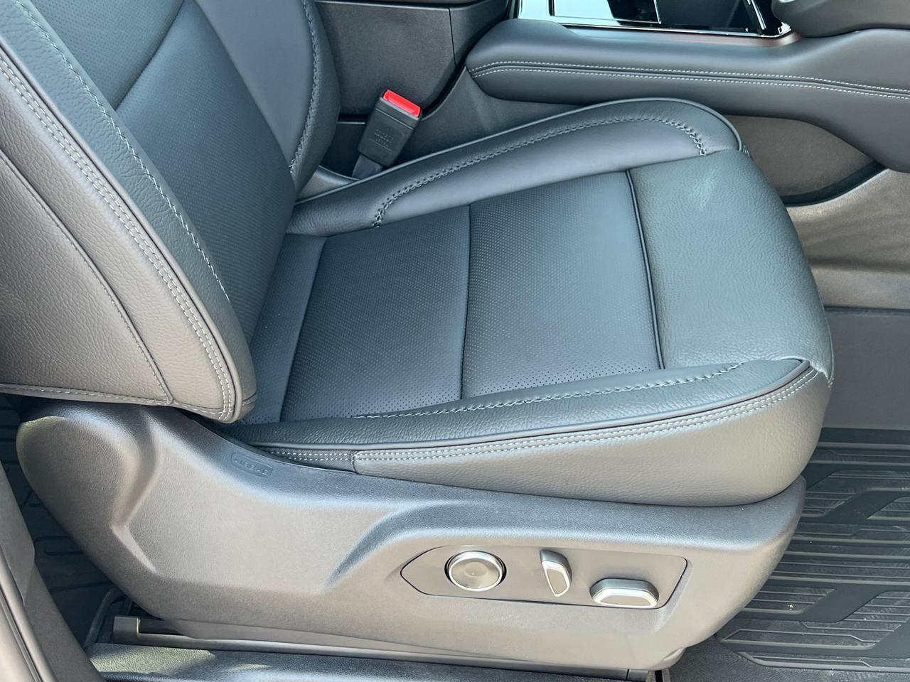 2025 GMC Yukon Denali Hagerstown MD